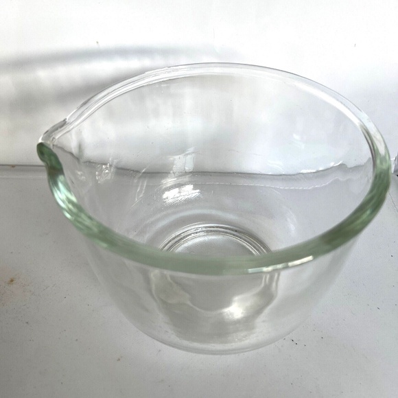 Vintage Clear Fire King Mixing Bowl for Sunbeam Stand Mixer 6.5 dia Holds 2 qts - Picture 3 of 7
